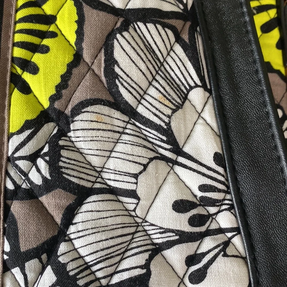 Vera Bradley black, white, & yellow floral crossbody purse